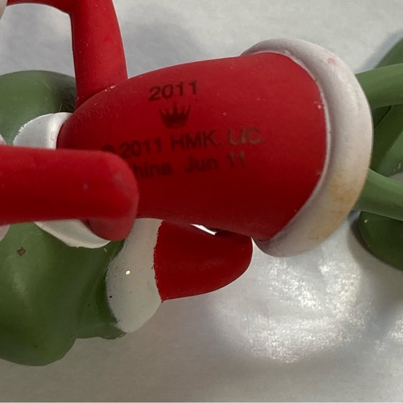 Hallmark 2011 The Mistletoad Collectible Christmas Holiday Ornament - Picture 4 of 11